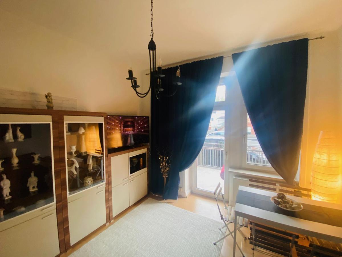 Ruhige Gemuetliche Wohnung Altbau In Zentraler Lage ヴィースバーデン エクステリア 写真