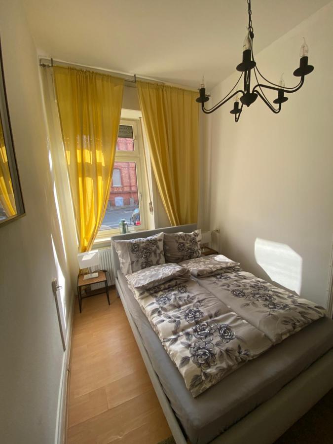 Ruhige Gemuetliche Wohnung Altbau In Zentraler Lage ヴィースバーデン エクステリア 写真