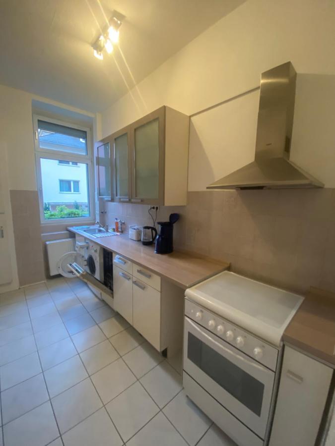 Ruhige Gemuetliche Wohnung Altbau In Zentraler Lage ヴィースバーデン エクステリア 写真